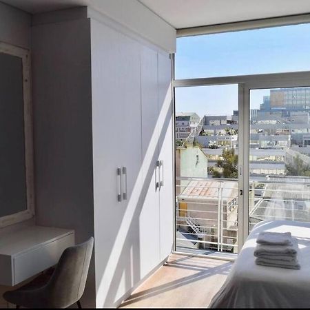 Stunning Studio Apartment In Cbd Кейптаун Екстериор снимка